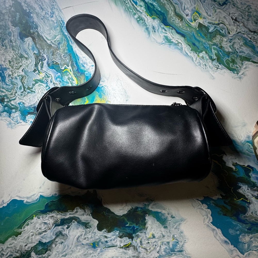 LEATHER BAG GUNMETAL …ADJ. HAND or SHOULDER STRAP